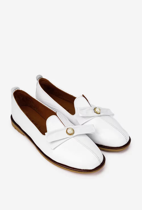 Mocasini dama albi din piele naturala cu ornament