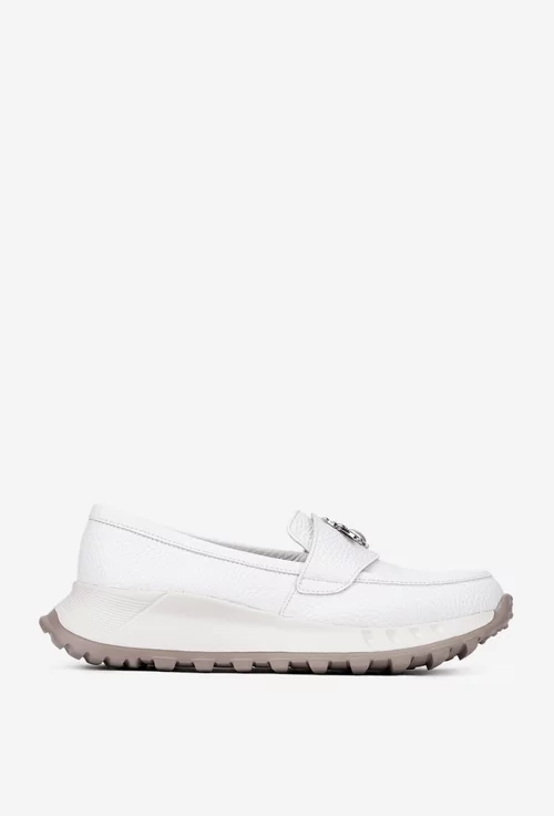 Mocasini dama albi din piele texturata cu ornament