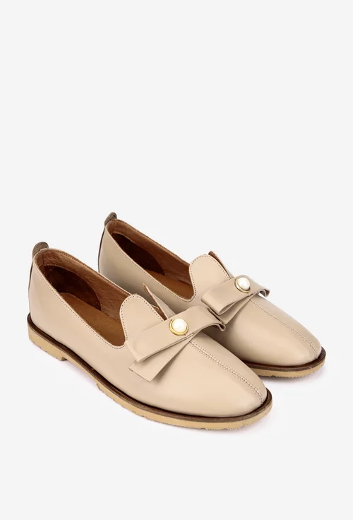Mocasini dama bej din piele naturala cu ornament