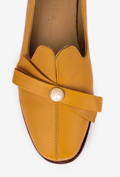 Mocasini dama galbeni din piele naturala cu ornament