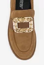 Mocasini dama maro din piele intoarsa cu ornament
