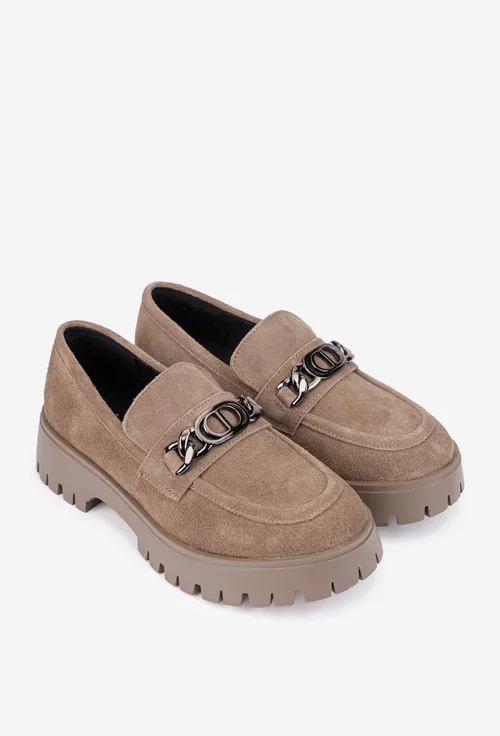 Mocasini dama NUR din piele intoarsa taupe cu ornament