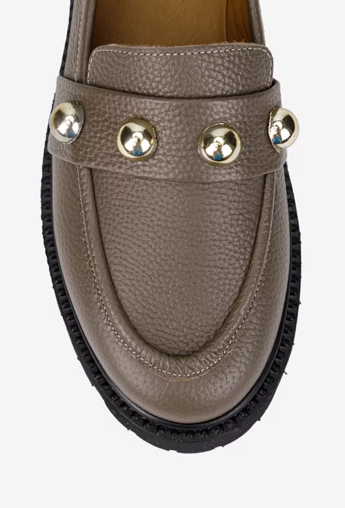 Mocasini dama taupe NUR din piele texturata cu bumbi aurii