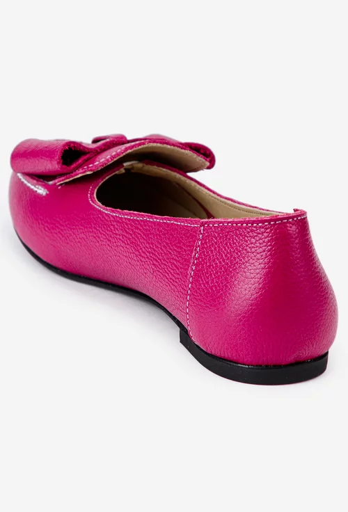 Mocasini fuchsia din piele texturata cu funda