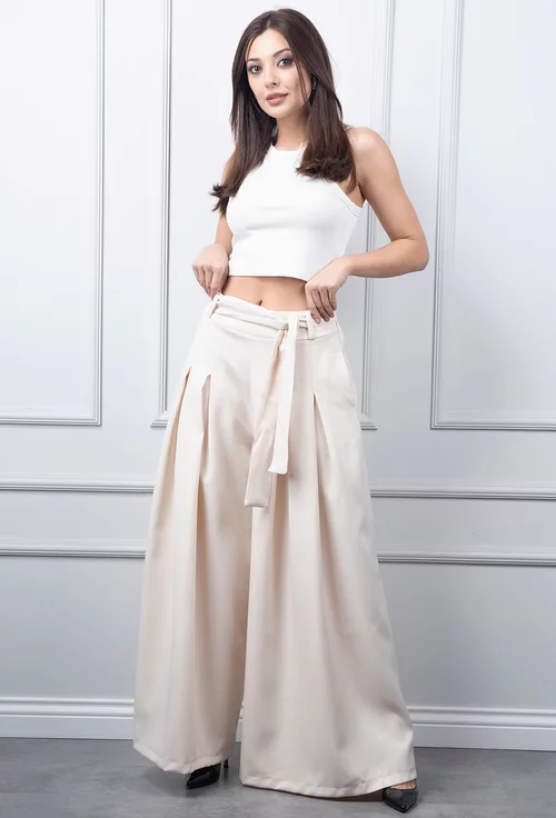 Pantaloni bej cu buzunare