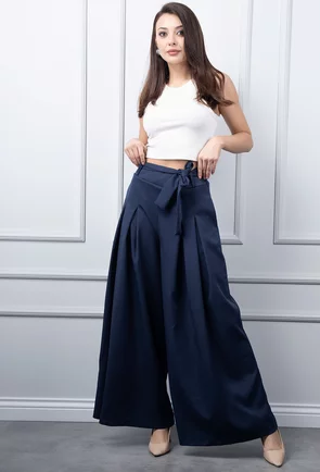 Pantaloni bleumarin cu buzunare