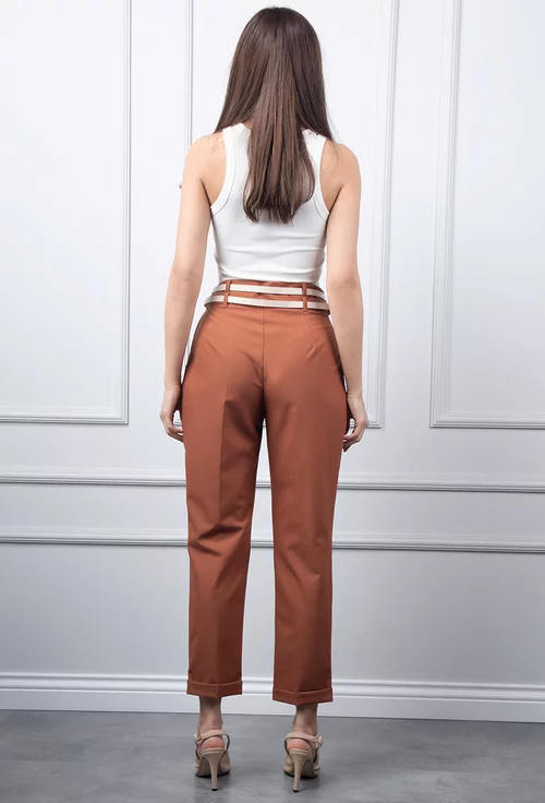 Pantaloni maro