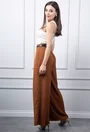 Pantaloni maro cu accesoriu curea