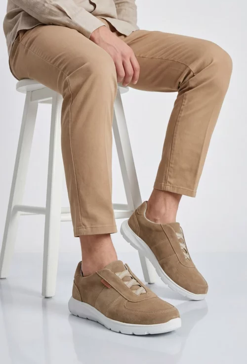 Pantofi barbati bej din piele intoarsa cu elastic