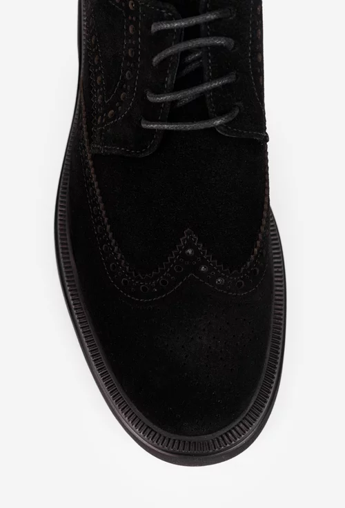 Pantofi barbati confectionati din piele intoarsa neagra cu model