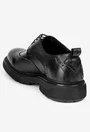 Pantofi barbati confectionati din piele neagra cu model