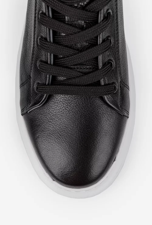 Pantofi barbati din piele naturala neagra cu talpa alba