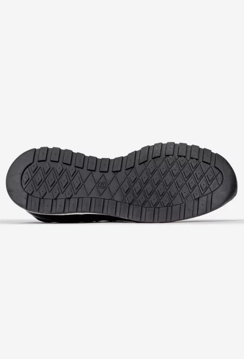 Pantofi barbati din piele naturala neagra cu talpa alba