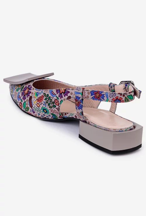 Pantofi bej din piele cu imprimeu colorat