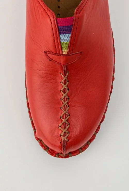 Pantofi casual nuanta rosu corai din piele naturală Izaura