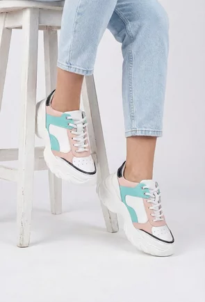 Pantofi dama albi cu detalii colorate din piele naturala