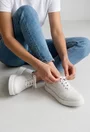 Pantofi dama albi cu detalii roz din piele naturala