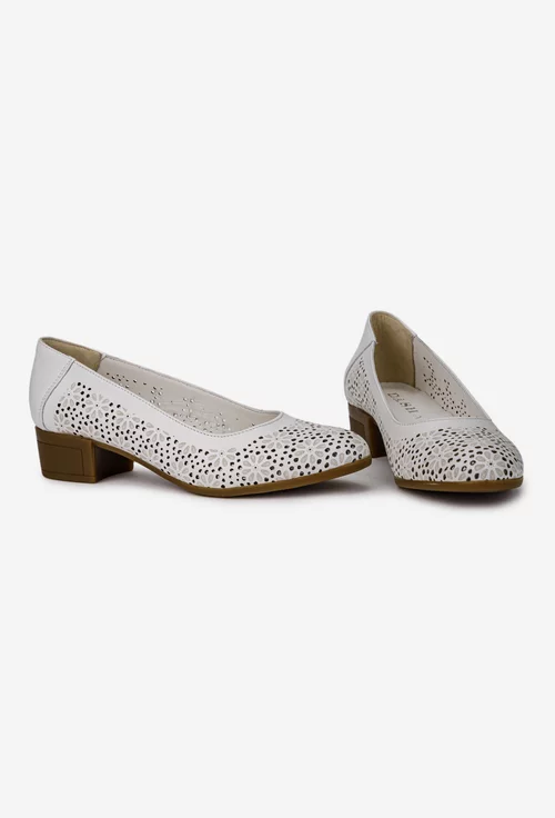 Pantofi dama albi din piele cu model floral si perforatii