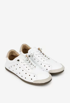 Pantofi dama albi din piele cu perforatii