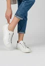 Pantofi dama albi din piele cu siret elastic