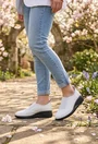 Pantofi dama albi din piele naturala cu elastic