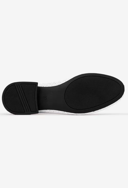 Pantofi dama albi din piele naturala cu ornament