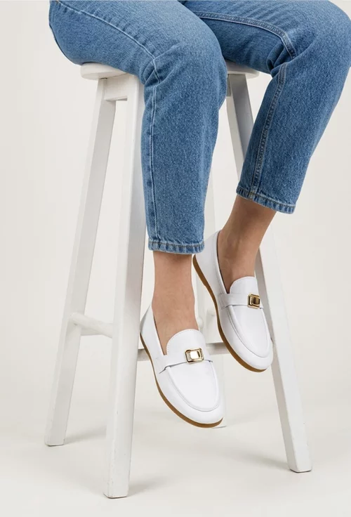 Pantofi dama albi din piele naturala cu ornament