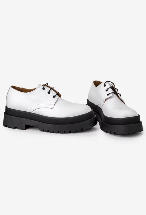 Pantofi dama albi din piele naturala cu talpa neagra