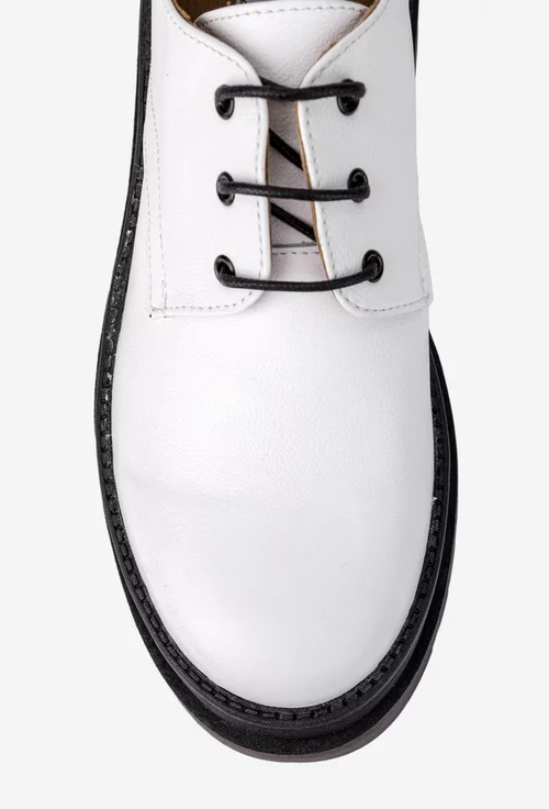 Pantofi dama albi din piele naturala cu talpa neagra