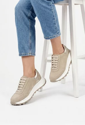 Pantofi dama bej cu auriu din piele intoarsa