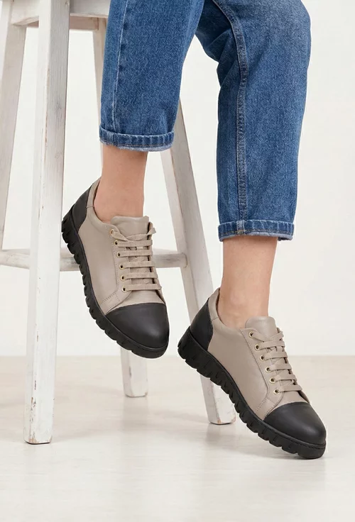 Pantofi dama bej cu negru din piele naturala