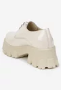 Pantofi dama bej deschis din piele lacuita