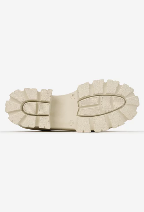 Pantofi dama bej deschis din piele lacuita