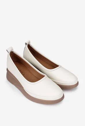 Pantofi dama bej deschis din piele naturala