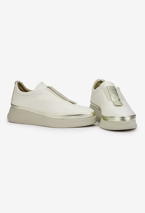 Pantofi dama bej din piele cu elastic si detalii aurii