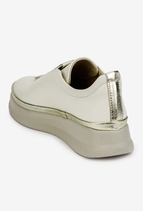 Pantofi dama bej din piele cu elastic si detalii aurii