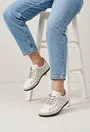 Pantofi dama bej din piele cu perforatii