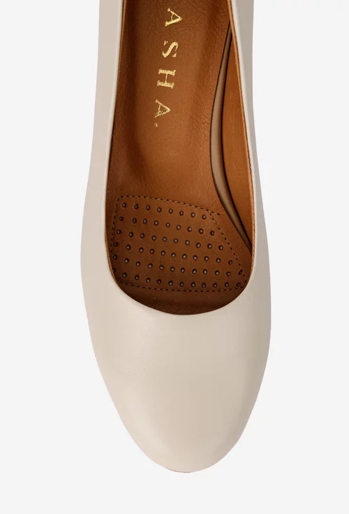 Pantofi dama bej din piele cu toc
