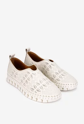 Pantofi dama bej din piele naturala