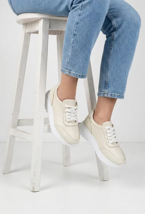 Pantofi dama bej din piele naturala