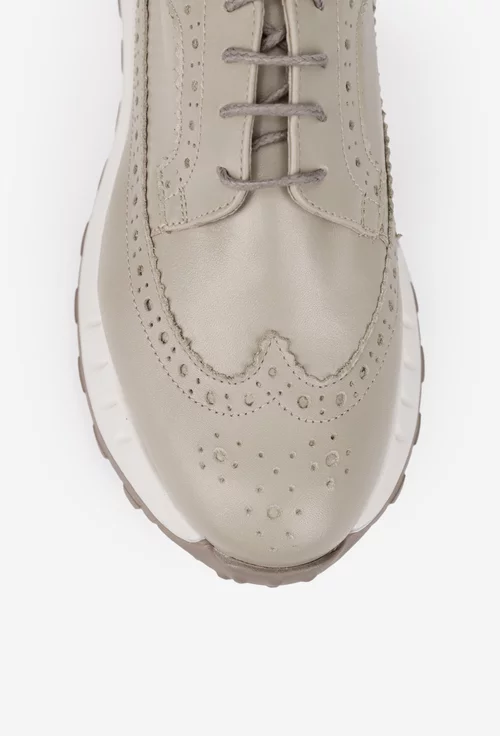 Pantofi dama bej din piele naturala cu aspect perforat