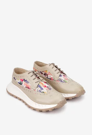 Pantofi dama bej din piele naturala cu detalii multicolore