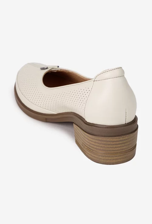 Pantofi dama bej din piele perforata