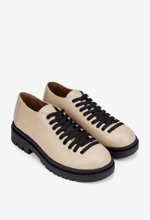 Pantofi dama bej din piele texturata
