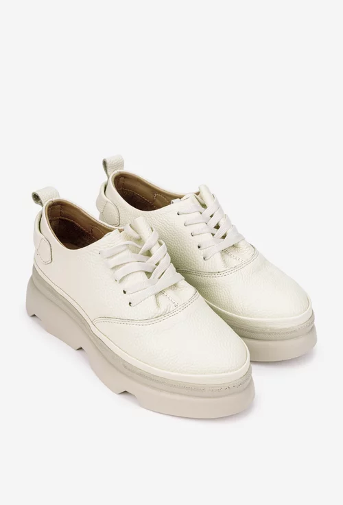 Pantofi dama bej din piele texturata