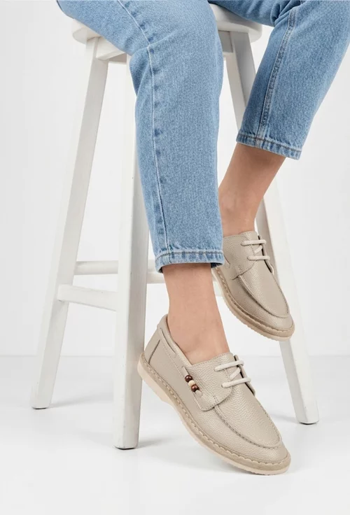 Pantofi dama bej din piele texturata