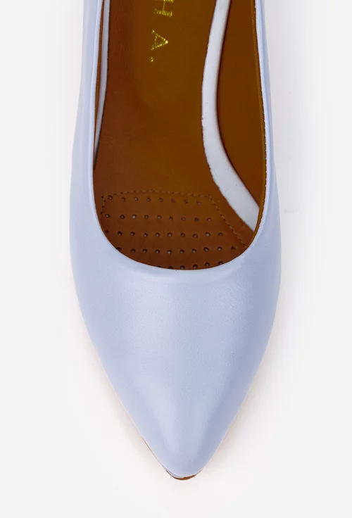 Pantofi dama bleu din piele naturala cu model pe toc