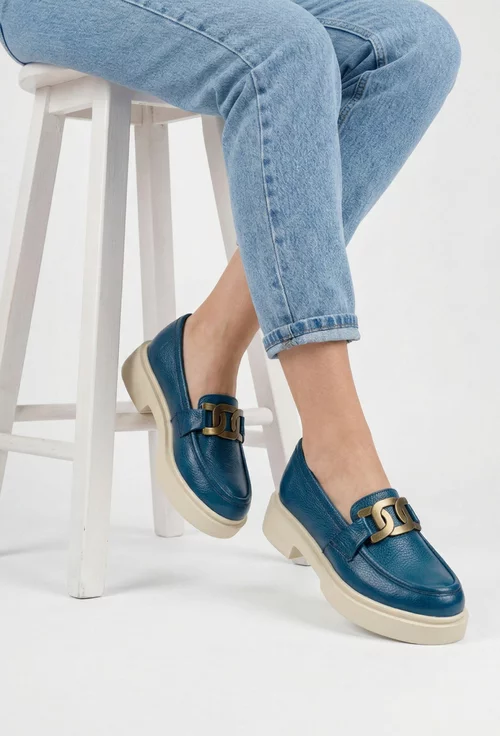 Pantofi dama bleumarin din piele texturata cu ornament