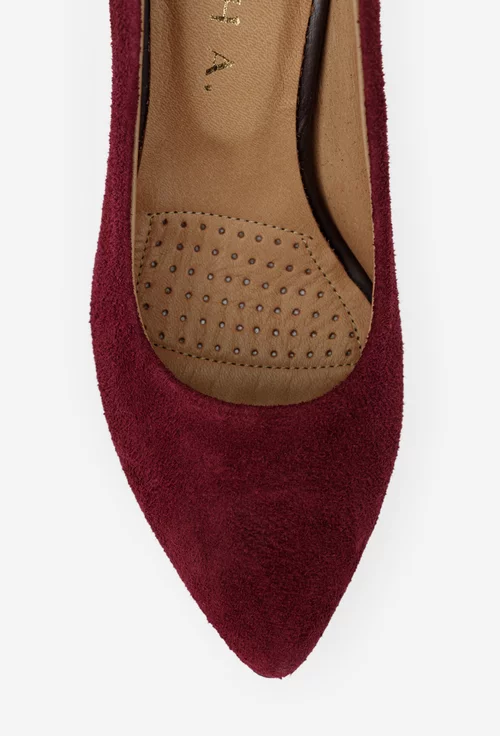 Pantofi dama bordo din piele intoarsa cu toc deosebit