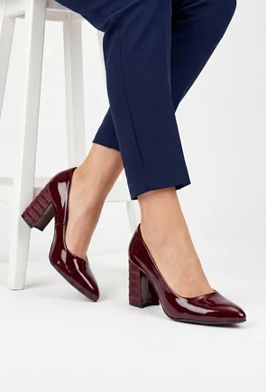Pantofi dama bordo din piele lacuita cu toc deosebit